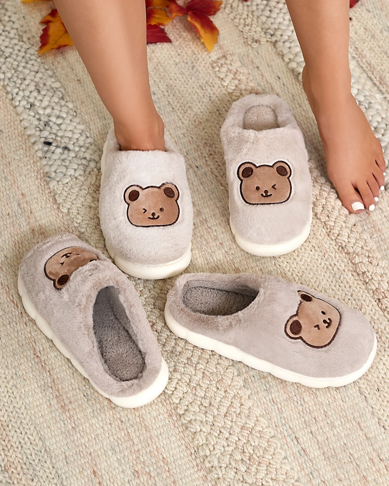 Royalfashion Светлосиви дамски чехли от естествена кожа с мече Hettres