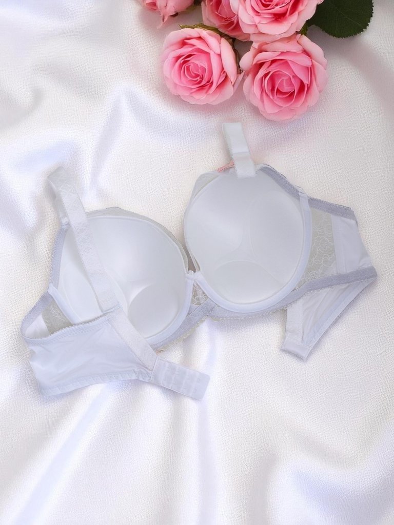 Royalfashion Дамски дантелен push-up сутиен Coco Lift