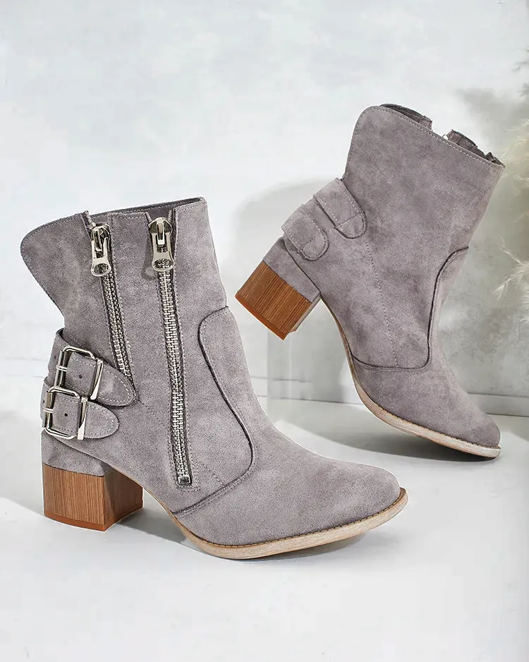 Royalfashion Декорирани ботуши на ток Zerta