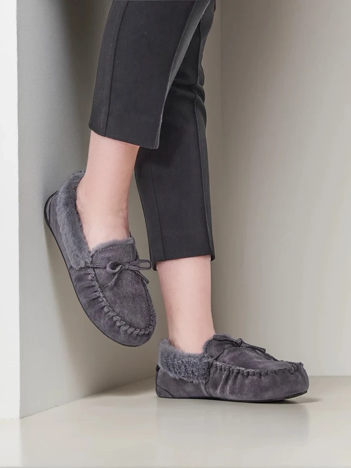 Royalfashion Женски мокасини с козина Ahtikes