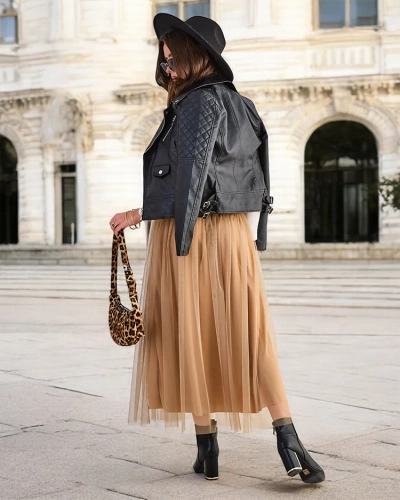 Дамска миди пола Royalfashion с дантела