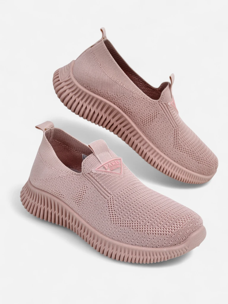 Royalfashion Дамски спортни обувки Serra, тип slip-on, от текстил
