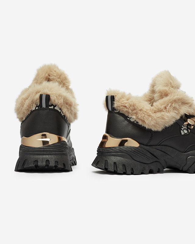 Дамски спортни обувки с кожа в черно Reyma- Footwear