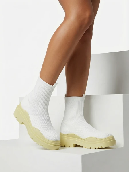 Елегантни дамски обувки Limonka във винтидж стил