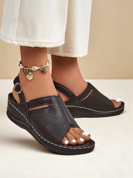 Royalfashion Дамски сандали на нисък ток Mira