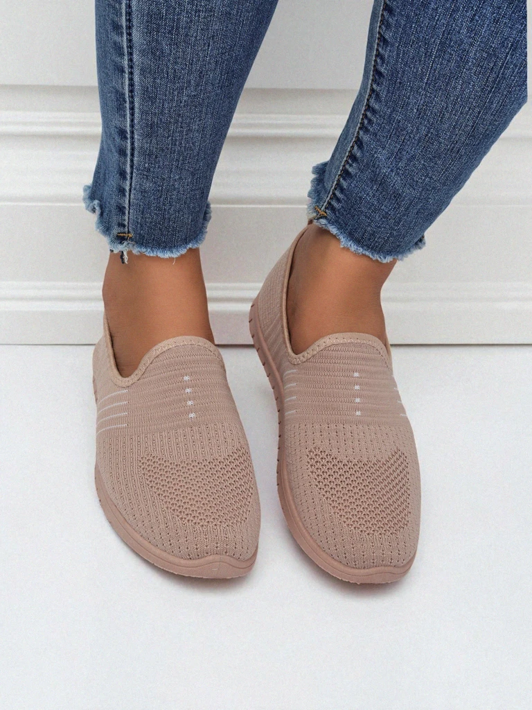 Дамски обувки Aelia розови от плат, удобни мокасини на равна подметка