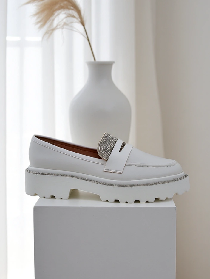 Royalfashion дамски мокасини с кристали Vinness