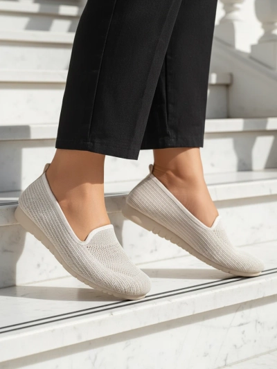 Moda Bella Бежови Дамски Обувки на Равна Подметка