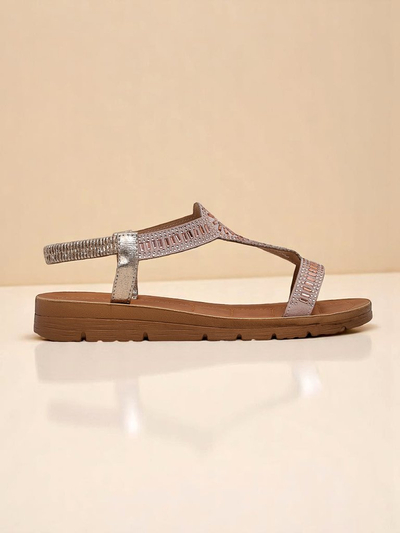 Royalfashion Дамски сандали с декоративни каишки Ava Shine