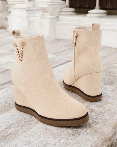 Royalfashion Дамски ботуши на токчета Nerias