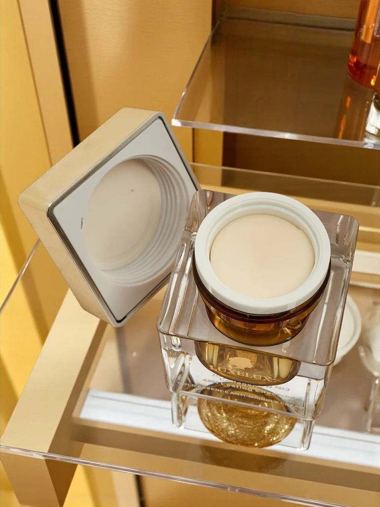 Luxelux Крем за лице против бръчки с колаген 48H