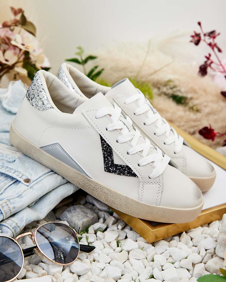 Royalfashion Дамски спортни маратонки с украшения Ginn