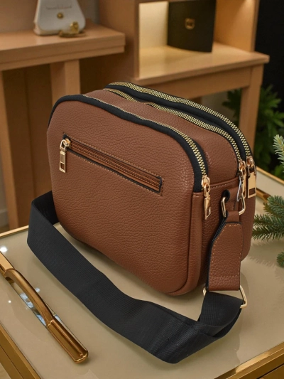 Малка дамска пикетирана чанта от еко кожа Corinne