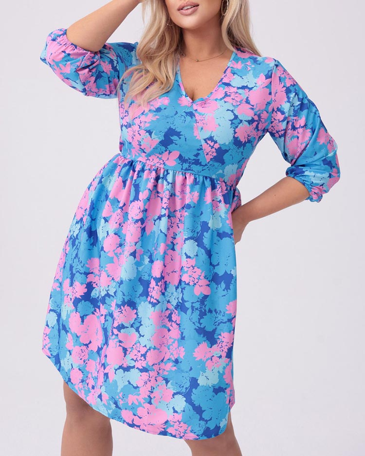 Royalfashion Дамска рокля с дължина до коляното и принт PLUS SIZE