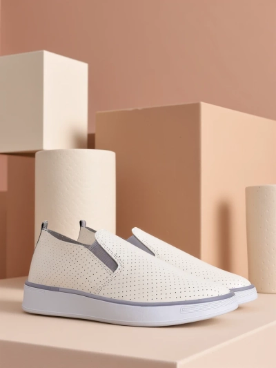 Royalfashion Дамски перфорирани спортни обувки Musio