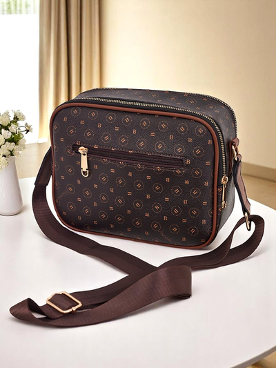 Royalfashion Малка дамска чанта от еко кожа с Viva принт