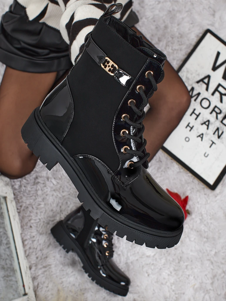 Боти с връзки от еко матова и лакирана кожа Alvinea