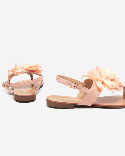 Pudrowe damskie sandałki typu japonki z kwiatkiem Nerikala - Obuwie