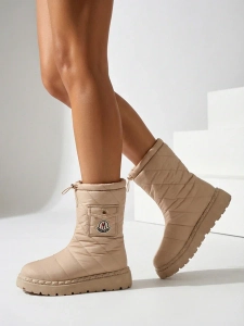 светлокафяв