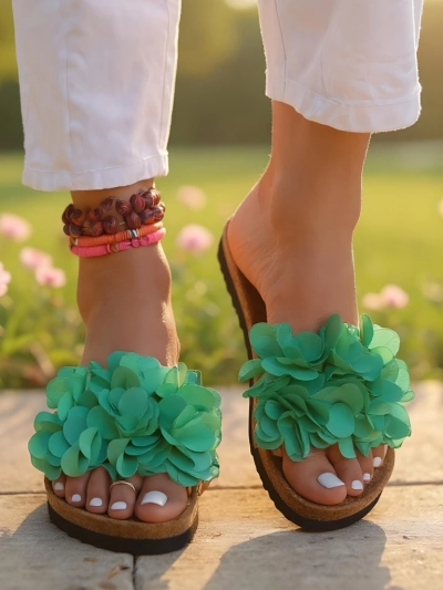 Royalfashion Дамски чехли с цветчета Flora Soft