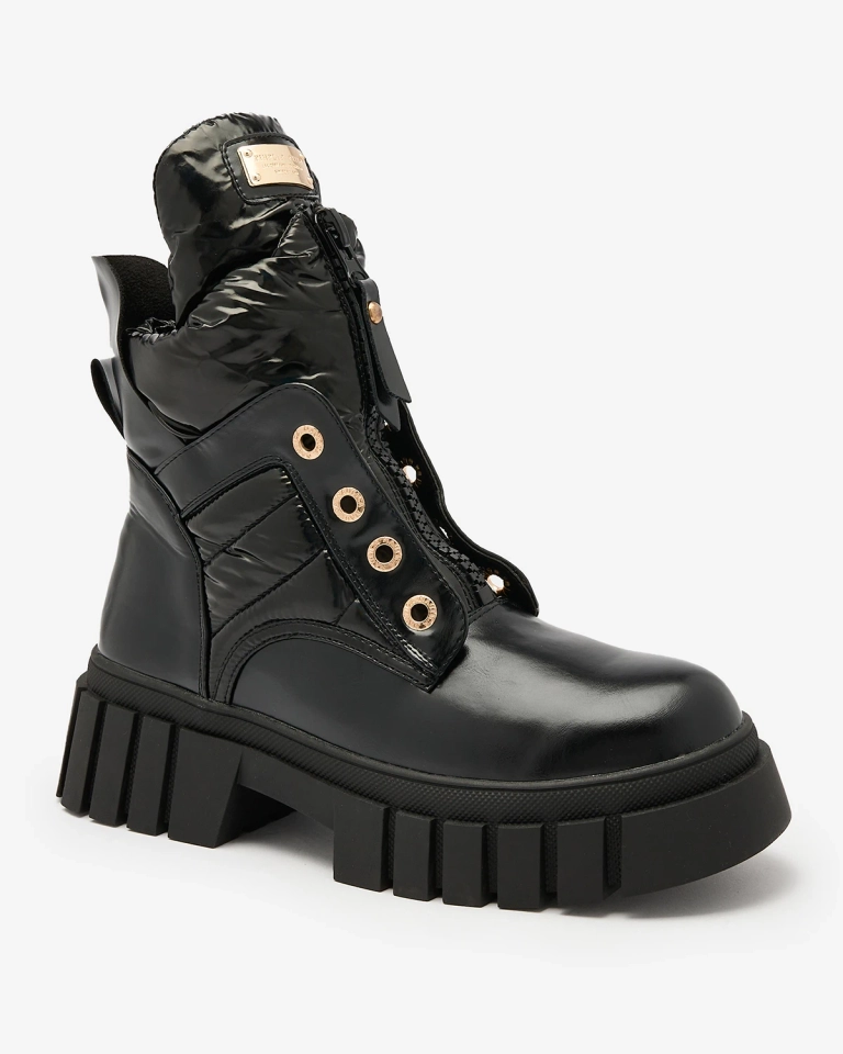 Royalfashion Дамски ботуши в черно Selilka