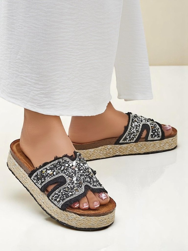 Royalfashion дамски чехли с декорации Candy Candy