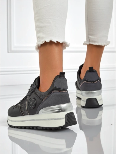 Дамски сникърси Callista Nero на платформа 4 см, екологична кожа