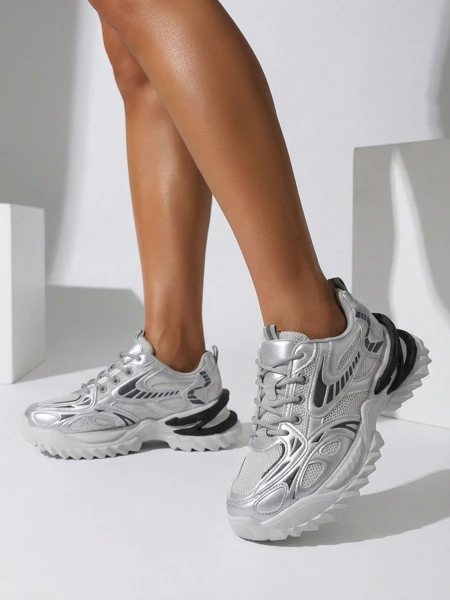 Royalfashion Женски лаковки Лейси