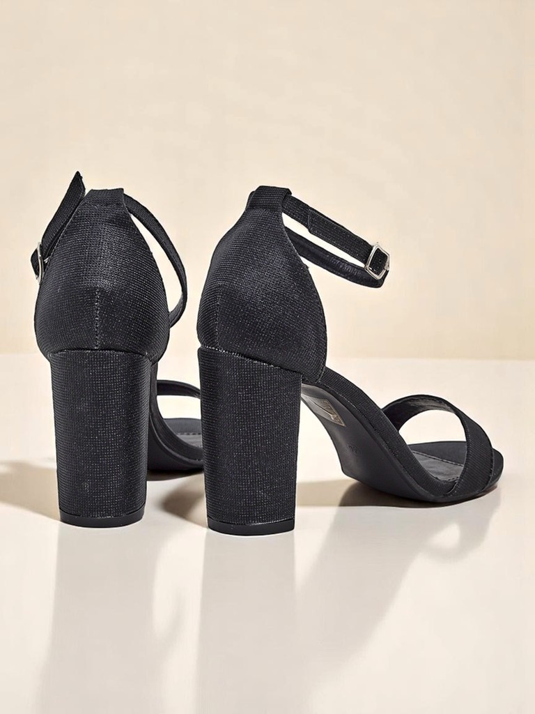 Royalfashion Лъскави дамски сандали Stella Glam