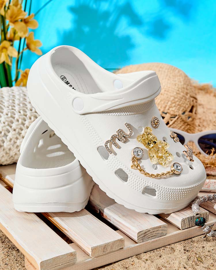 Royalfashion Дамски гумени джапанки с орнаменти Fescas