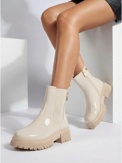 Лакирани дамски еко кожени боти Calebi