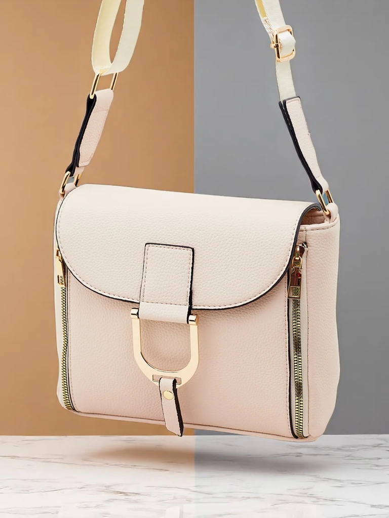 Royalfashion Дамска малка чанта от еко кожа Noli Chic