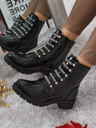 Лакирани дамски боти с връзки Fjorra