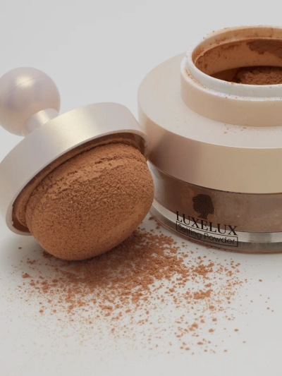 Luxelux Пудра без тежест с гъба за лице 04 13.5 г