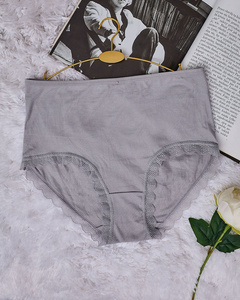 гълъбово сиво