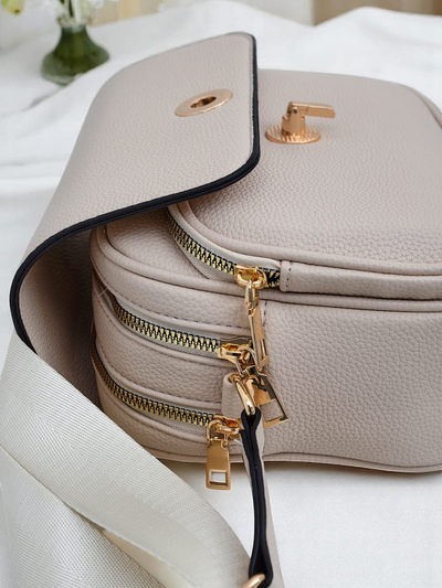 Royalfashion Малка дамска чанта от еко кожа с 2 отделения