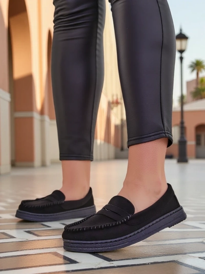 Royalfashion Класически дамски лофери Carollese