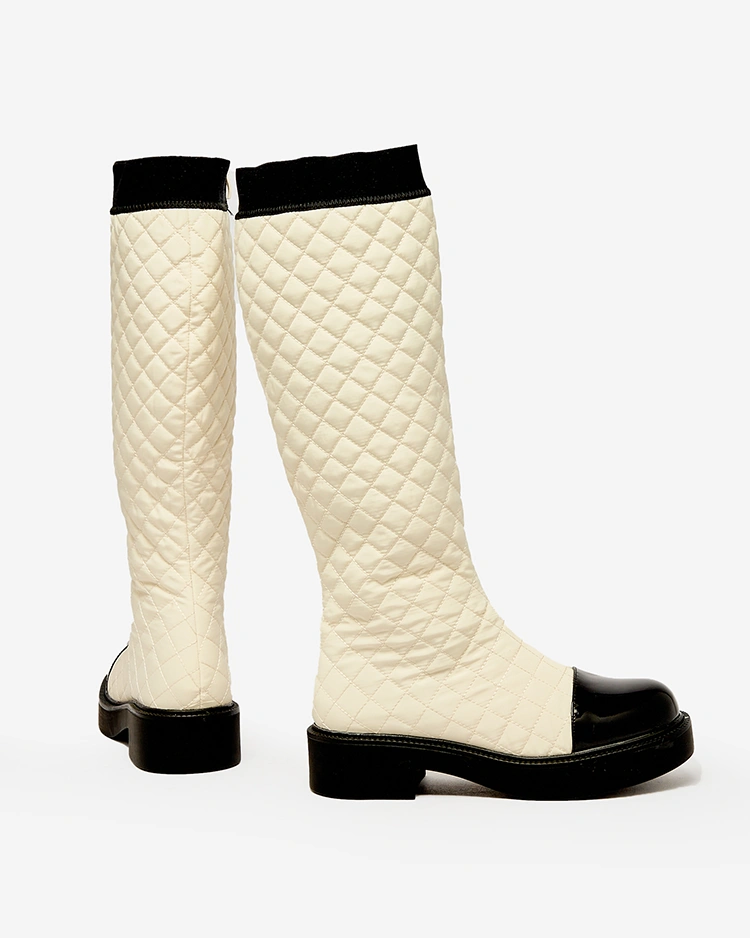 Royalfashion Бежови дамски ватирани ботуши Ataeb