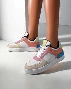 Многоцветен || виолетов || бежов