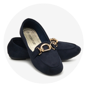 Тъмносиньо