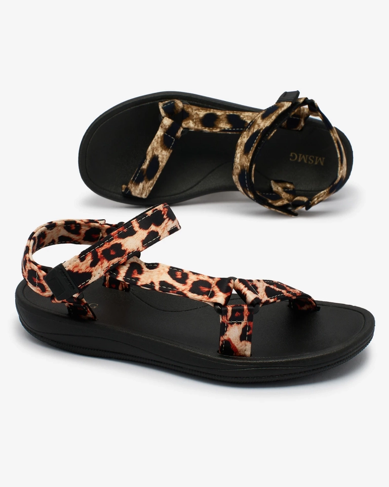 Royalfashion Бежови дамски сандали с леопардова шарка Leonno