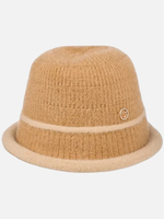 светлокафяв