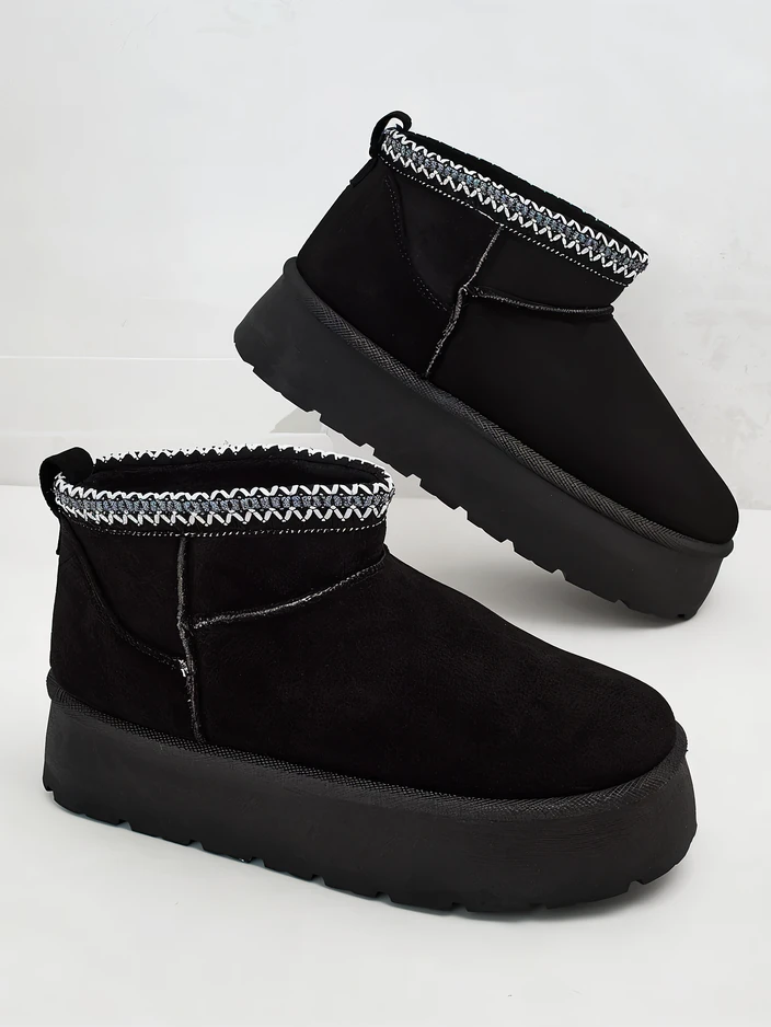 Royalfashion Дамски къси ботуши a'la snow boots Xoalla