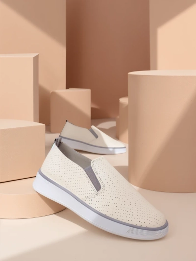 Royalfashion Дамски перфорирани спортни обувки Musio