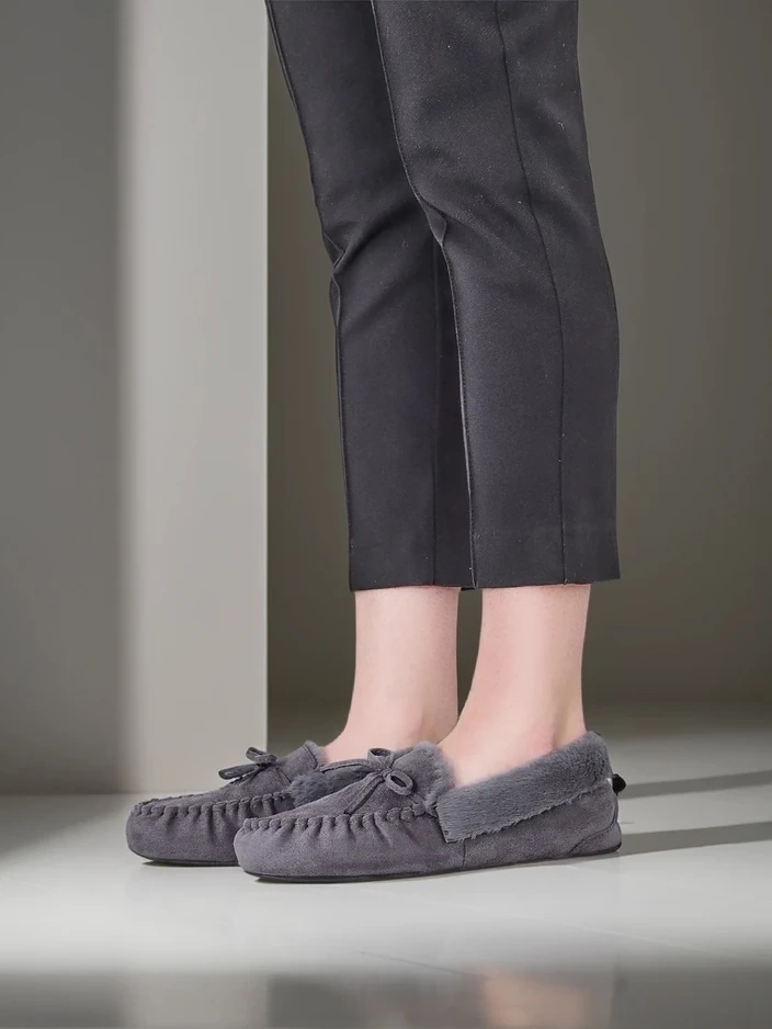 Royalfashion Женски мокасини с козина Ahtikes