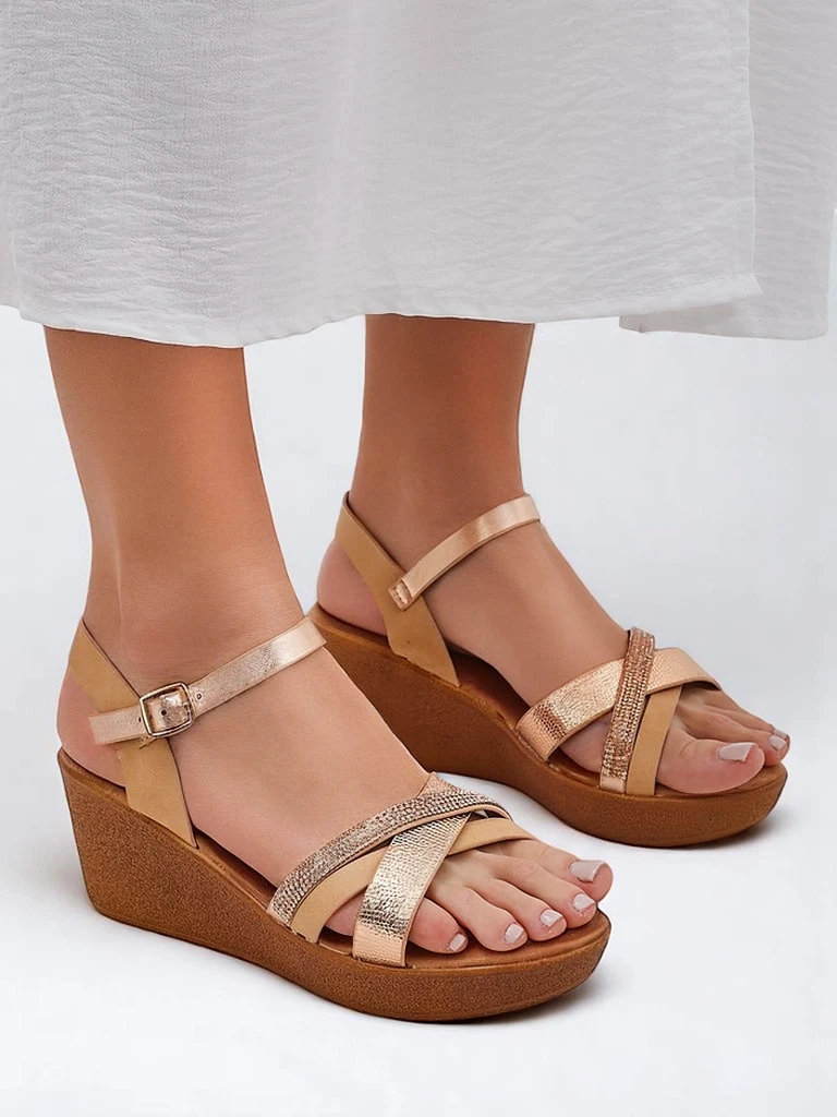 Royalfashion дамски сандали на равна платформа с камъни и брокат Glittera