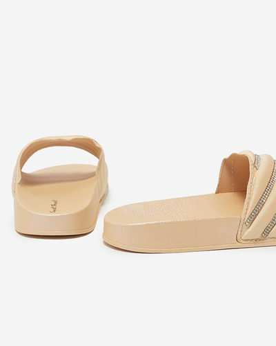 Beżowe damskie klapki z cyrkoniami Erikis - Obuwie