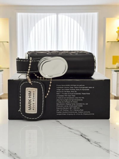 Markuvio - Парфюм за мъже в елегантна опаковка