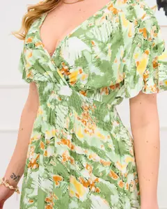 тъмнозелено