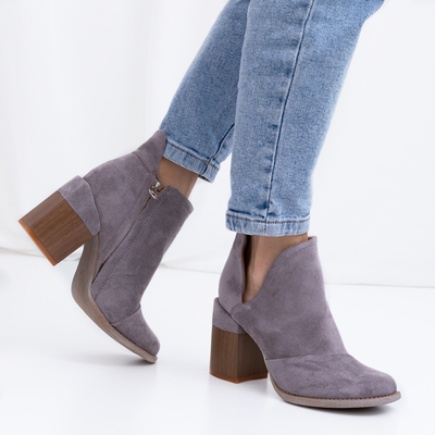 Szare damskie botki z wycięciami Plinara - Obuwie